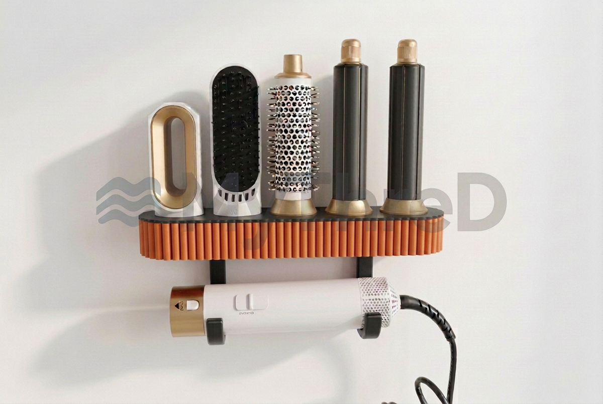 Porta accessori styling con coste arancioni, base e ganci neri