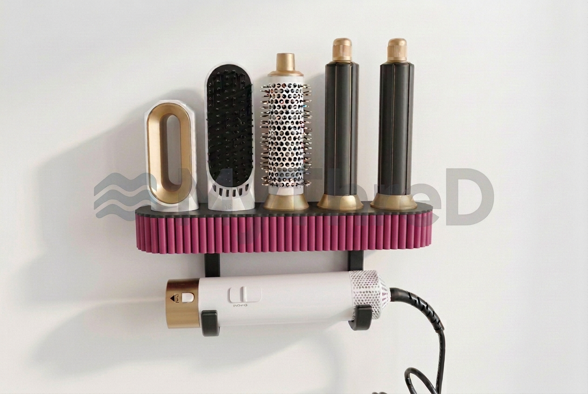 Porta accessori styling con coste magenta, base e ganci neri