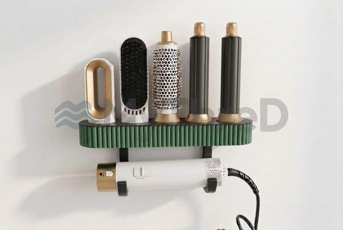 Porta accessori styling con coste verdi, base e ganci neri